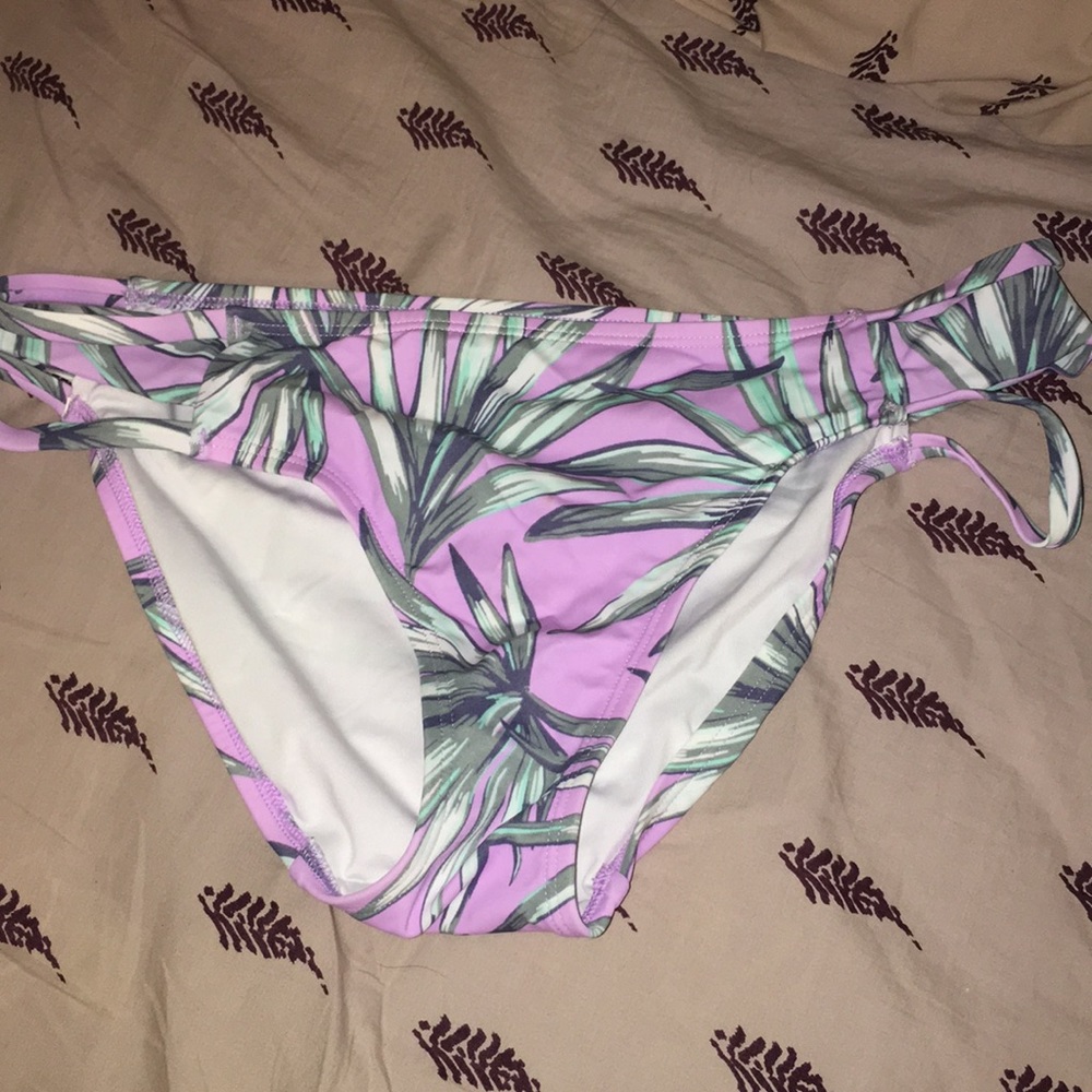 Bikini bottoms